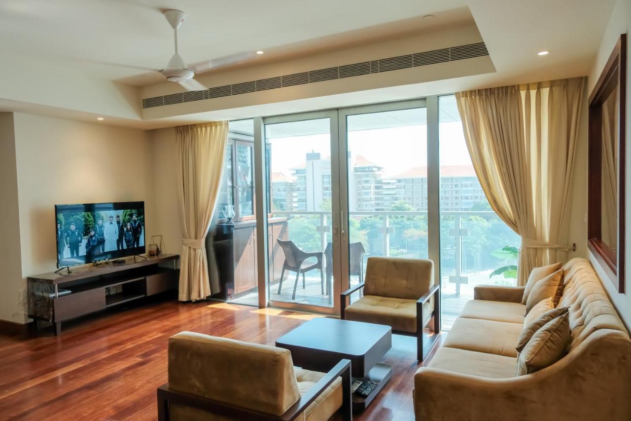 Brand New Water Front Luxury Cinnamon Suites Apartment In Heart Of Colombo City エクステリア 写真