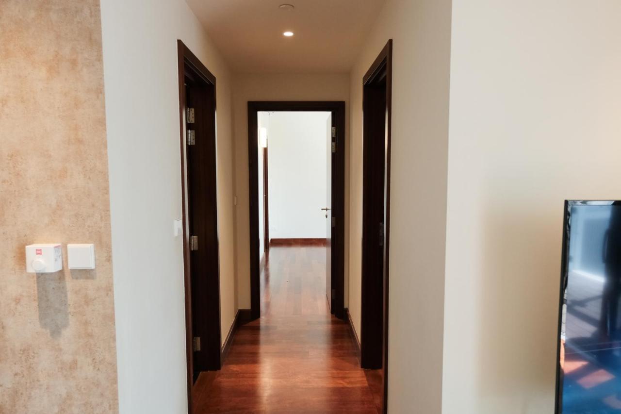 Brand New Water Front Luxury Cinnamon Suites Apartment In Heart Of Colombo City エクステリア 写真