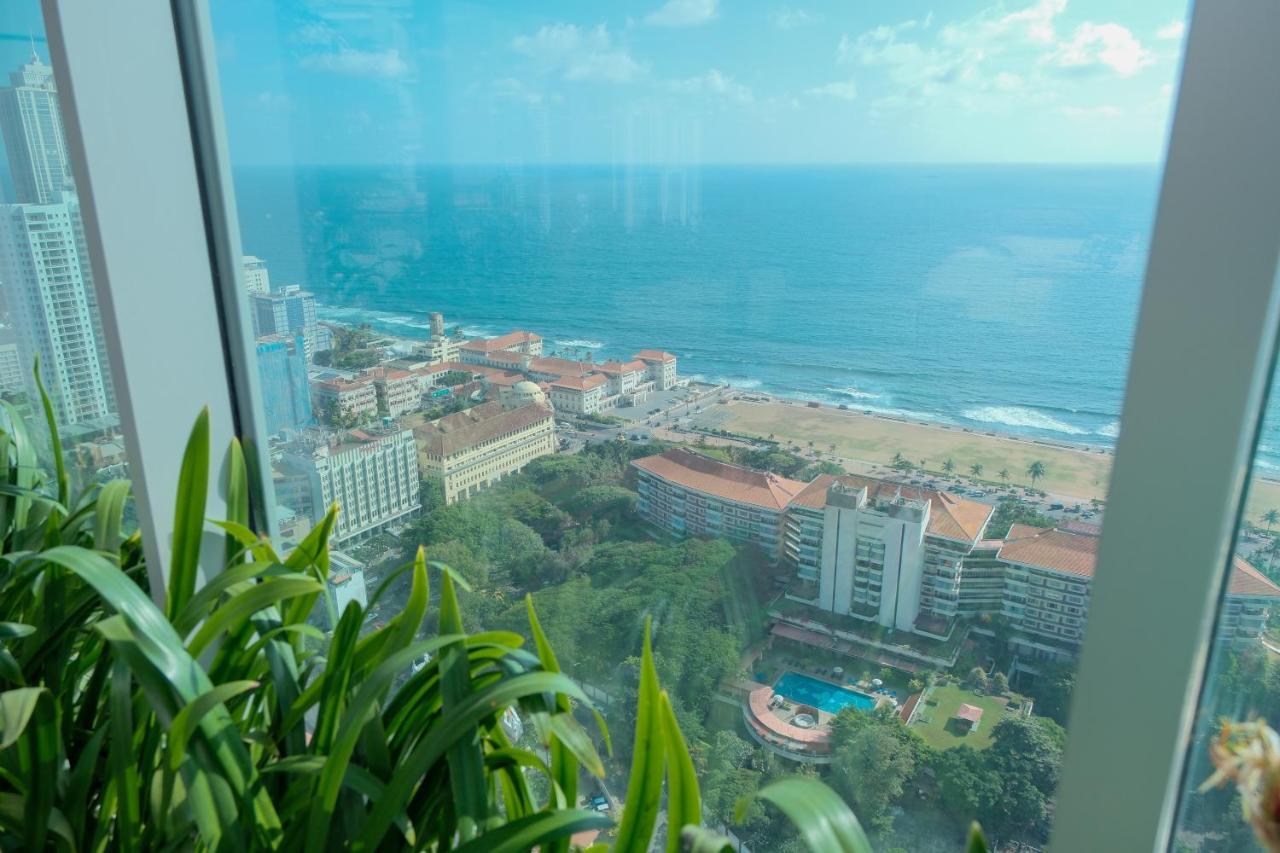 Brand New Water Front Luxury Cinnamon Suites Apartment In Heart Of Colombo City エクステリア 写真
