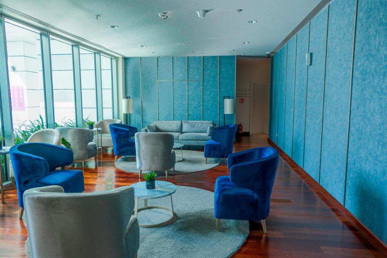 Brand New Water Front Luxury Cinnamon Suites Apartment In Heart Of Colombo City エクステリア 写真
